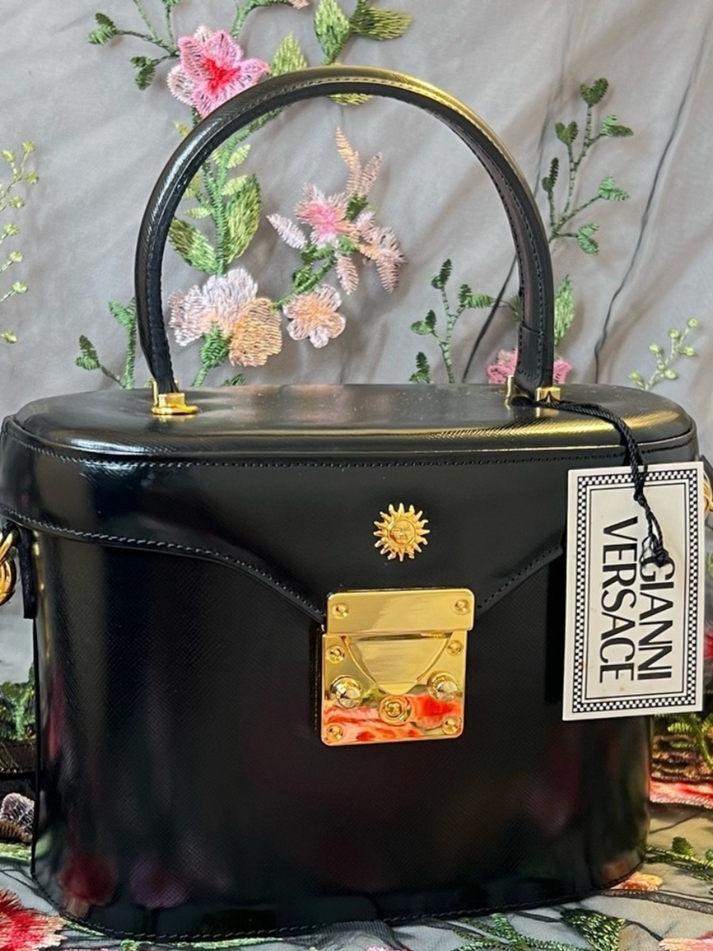NWT! VERSACE Vanity Bag in Shiny Black Calfskin with Gold Hardware - Picture 11 of 11